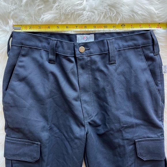 🆕 Tyndale FR Men's Flame Resistant Cargo Pants Navy Blue Workwear 33x32 - Picture 10 of 11